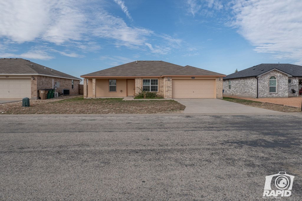 1223 Elmo Lane, San Angelo, Texas image 2