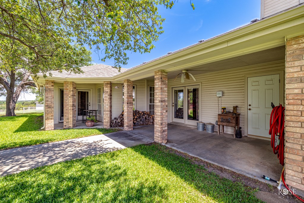 312 Valleyview Dr, Mertzon, Texas image 27