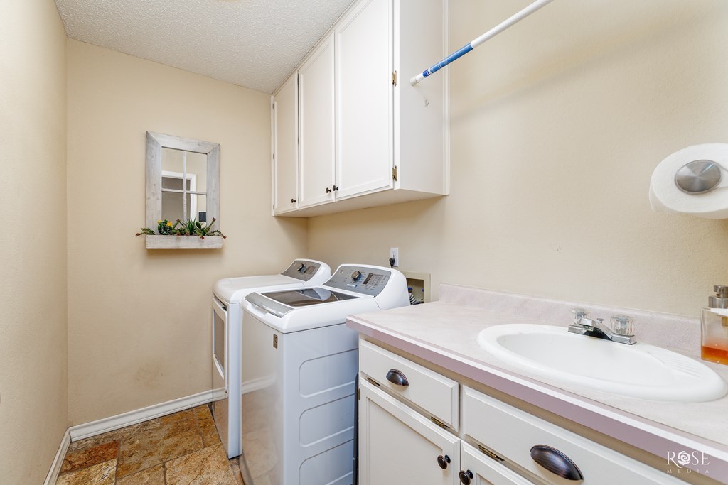 312 Valleyview Dr, Mertzon, Texas image 25