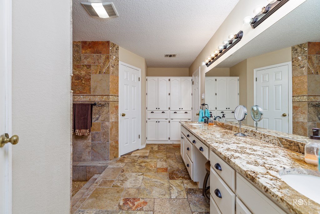 312 Valleyview Dr, Mertzon, Texas image 19