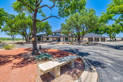 Homes For Sale - 6402 Chalimar Road<br/> Tom Green County, San Angelo, TX 76904