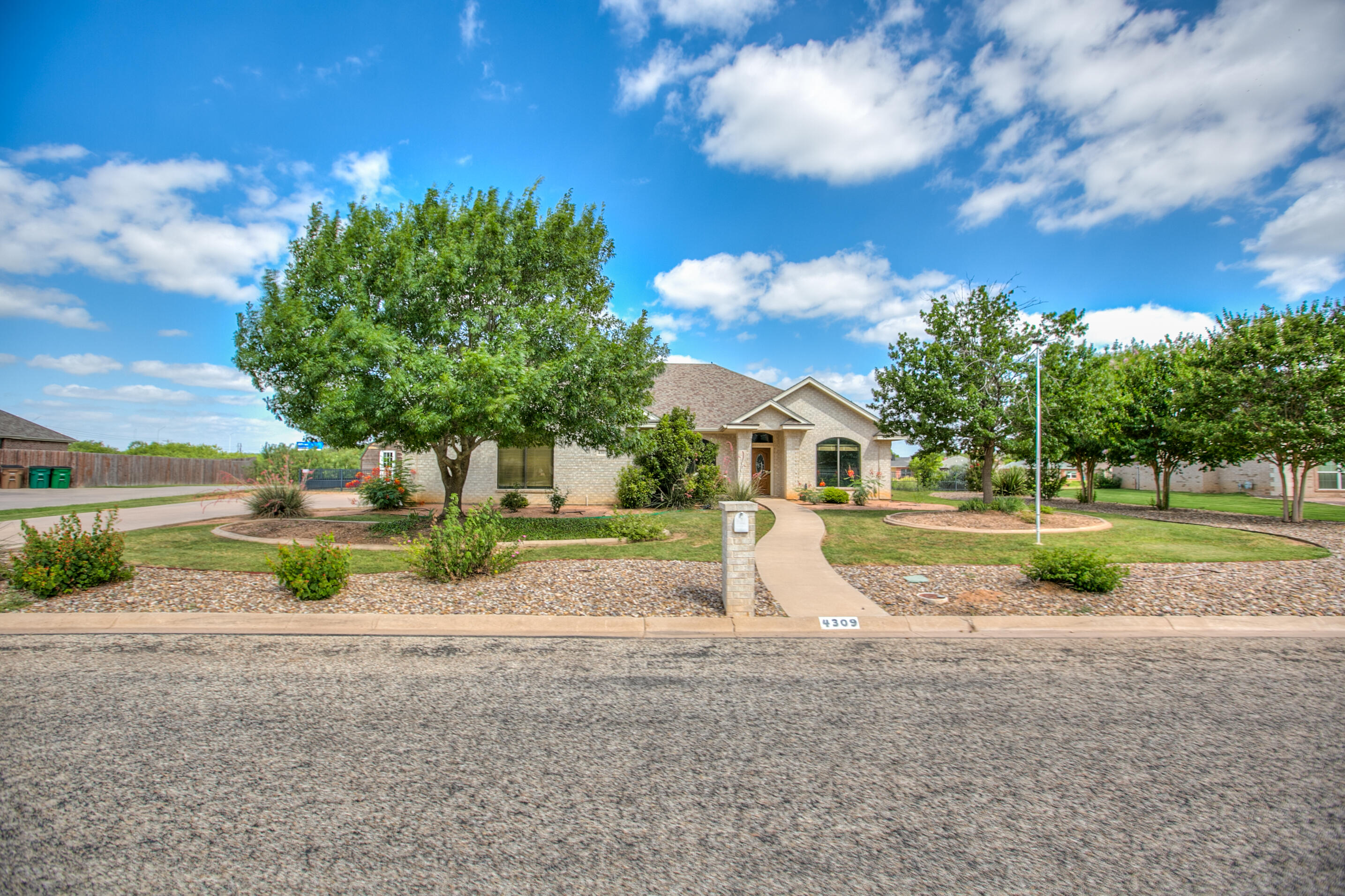 Photo 1 of 40 — 4309 Brook Hollow Lane, San Angelo, TX 76904