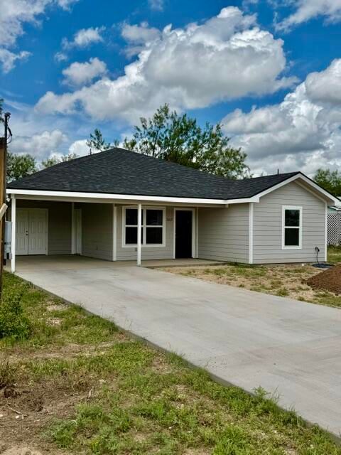 Homes For Sale - 2107 N Lillie Street<br/> San Angelo, TX 76903