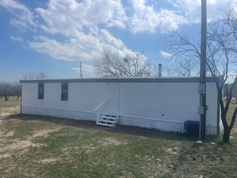 Townhouse For Sale - 11005 Graham Way<br/> Paint Rock, TX 76866