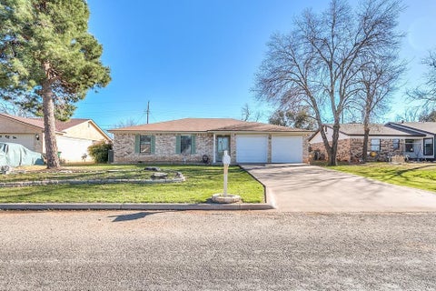 Homes For Sale - 321 Kennedy Street<br/> San Angelo, TX 76905