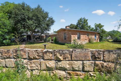Homes For Sale - 319 Zero Street<br/> Robert Lee, TX 76945