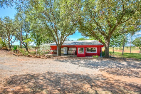 Homes For Sale - 836 Lake Dam Road<br/> Blackwell, TX 79506