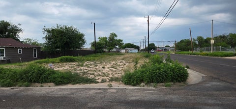 Vacant Land For Sale - 702 W 18th Street<br/> San Angelo, TX 76903