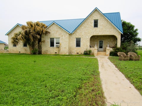 Homes For Sale - 6624 Oilfield Drive<br/> San Angelo, TX 76901