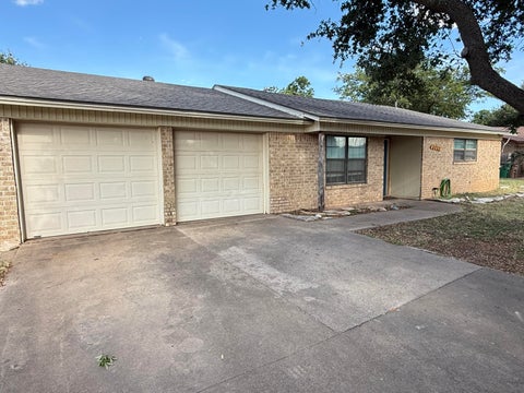 Homes For Sale - 3118 Bluebonnet Lane<br/> San Angelo, TX 76904