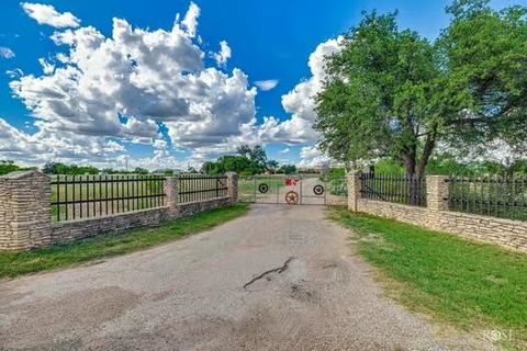 Homes For Sale - 3054 Atkins Lane<br/> Christoval, TX 76935
