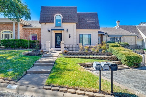 Townhouse For Sale - 2605 Lindenwood Drive<br/> San Angelo, TX 76904