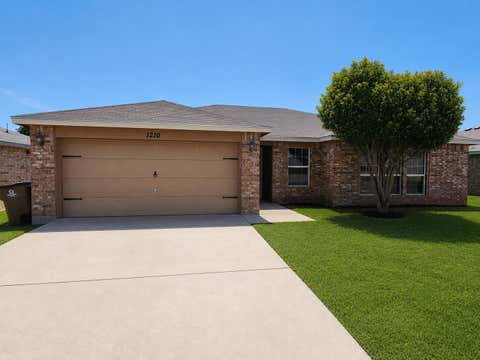 Homes For Sale - 1210 Elmo Lane<br/> San Angelo, TX 76905