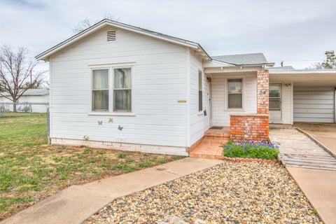 Homes For Sale - 54 E 41st Street<br/> San Angelo, TX 76903