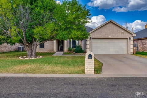 Homes For Sale - 226 Norwood Drive<br/> Tom Green County, San Angelo, TX 76903