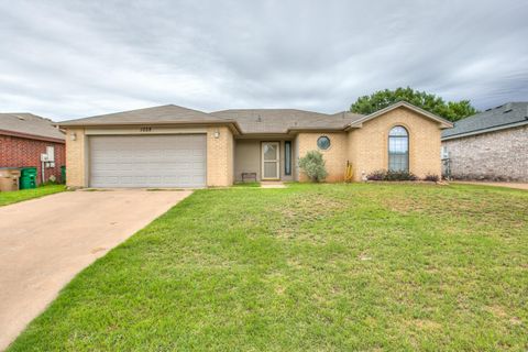 Homes For Sale - 1228 June Lane<br/> San Angelo, TX 76905