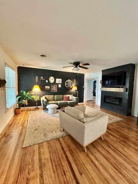 Homes For Sale - 1515 S Van Buren Street<br/> Tom Green County, San Angelo, TX 76901