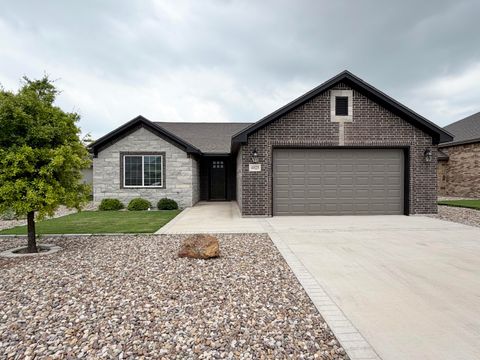 Homes For Sale - 4025 Caroline Lane<br/> Hidalgo County, San Angelo, TX 76904