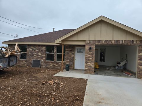 Homes For Sale - 430 E 45th Street<br/> San Angelo, TX 76903