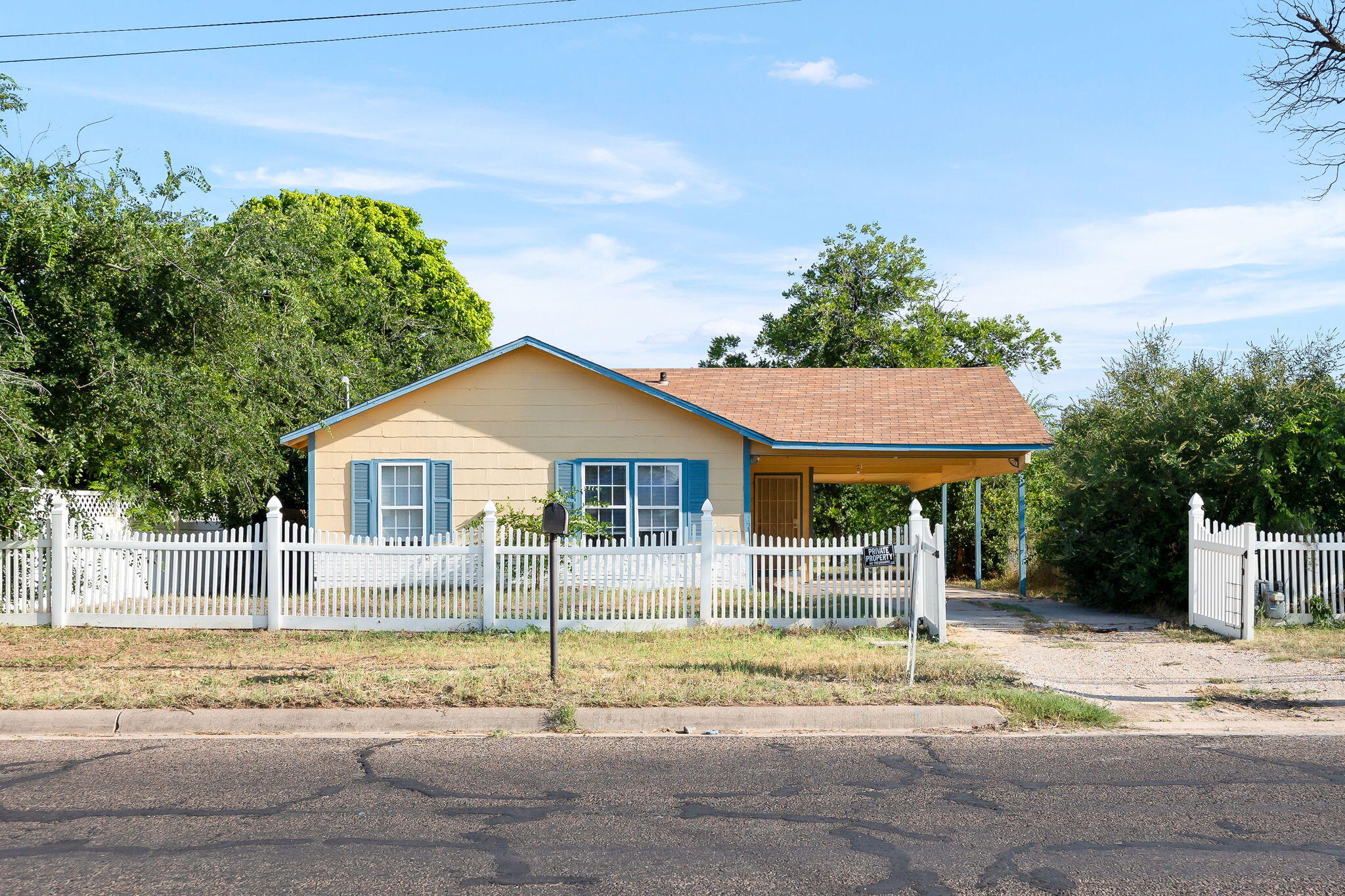 615 Era Street - Photo 2
