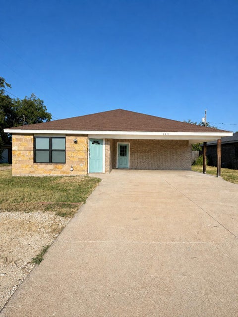 Homes For Rent - 2213 S Johnson Street<br/> San Angelo, TX 76904