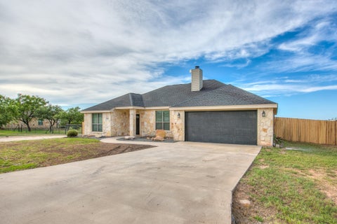 Homes For Sale - 7828 Elk Run<br/> San Angelo, TX 76901