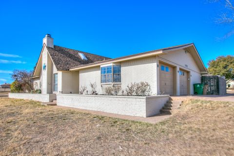 Homes For Sale - 102 Loch Lomond Road<br/> San Angelo, TX 76901