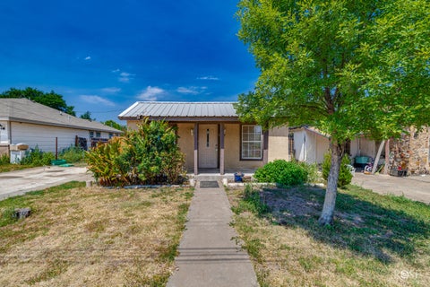 Homes For Sale - 2518 Coleman Street<br/> San Angelo, TX 76901