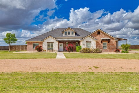 Homes For Sale - 8146 Mccormick Drive<br/> San Angelo, TX 76905