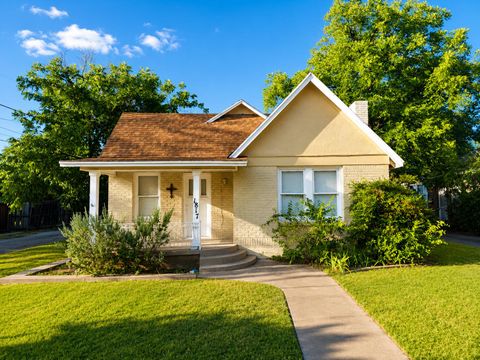 Homes For Sale - 1817 W Avenue J<br/> San Angelo, TX 76901