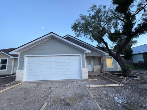Homes For Sale - 419 E Harris Avenue<br/> Tom Green County, San Angelo, TX 76903