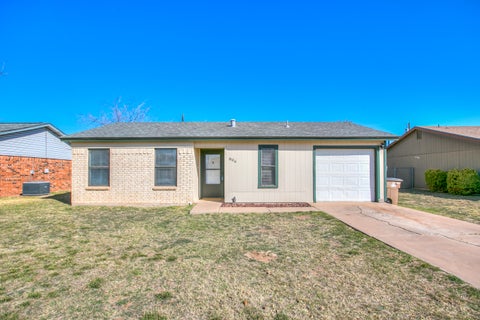 Homes For Sale - 806 Van Zandt Street<br/> Tom Green County, San Angelo, TX 76905
