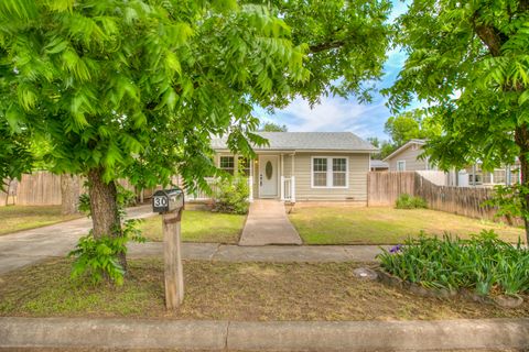 Homes For Sale - 30 E 11th Street<br/> San Angelo, TX 76903