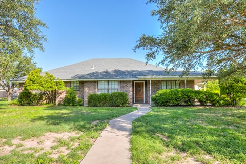 Homes For Sale - 1200 Sea Island Road<br/> Tom Green County, San Angelo, TX 76904