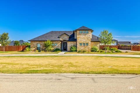 Homes For Sale - 8214 Waterloo Drive<br/> San Angelo, TX 76905