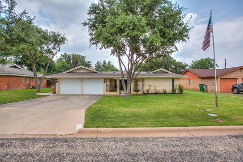 Homes For Sale - 3214 Tanglewood Drive<br/> San Angelo, TX 76904