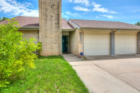 Homes For Sale - 3821 Driftwood Drive<br/> San Angelo, TX 76904