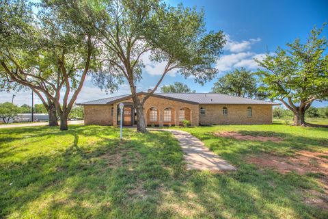 Homes For Sale - 207 Briarwood Drive<br/> Coke County, Bronte, TX 76933