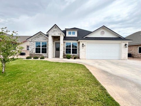 Homes For Sale - 4041 Blair Lane<br/> San Angelo, TX 76904