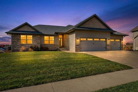 Photo of 1705 Silver Maple Trl, NorthLiberty, IA 52317 (MLS # 202602024)