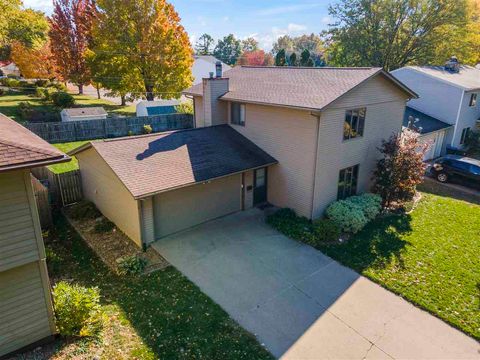 Photo of 1256 Esther Ct, IowaCity, IA 52240 (MLS # 202507117)