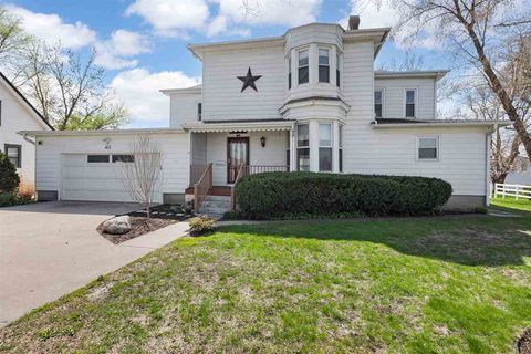Photo of 401 S Market St, Solon, IA 52333 (MLS # 202502812)