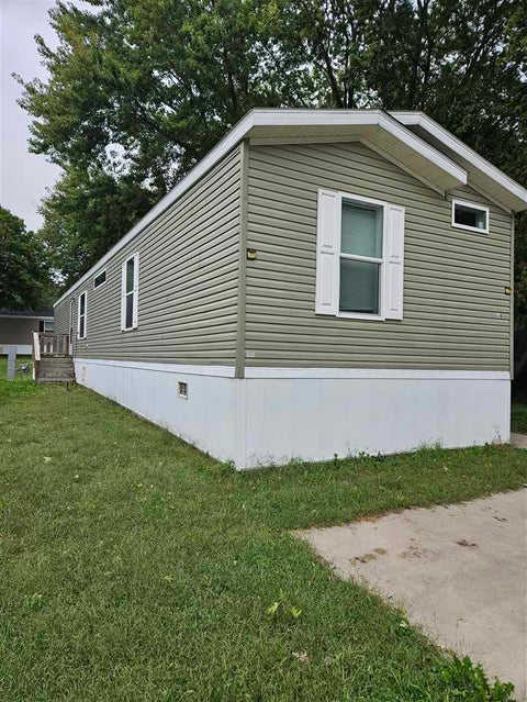 Photo of 3701 2nd st LOT 329, Coralville, IA 52241 (MLS # 202605713)