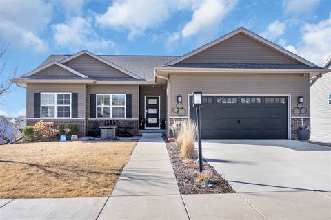 Photo of 571 Fawn Ave, Tiffin, IA 52340 (MLS # 202601263)