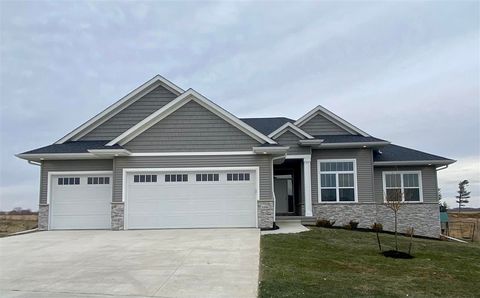 Photo of 60 S Seven Oaks Rd, NorthLiberty, IA 52317 (MLS # 202602239)