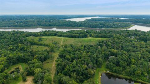 Photo of 37.30 Acres M/L Hendershot Rd, NE, North Liberty, IA 52317 (MLS # 202505269)