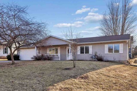 Photo of 205 Valley Road, Williamsburg, IA 52361 (MLS # 202601169)