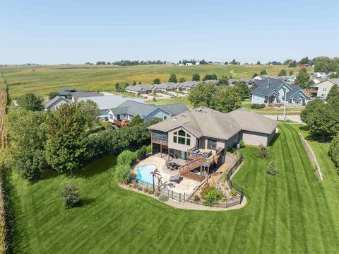 Photo of 123 Bedford Road, Williamsburg, IA 52361 (MLS # 202506957)