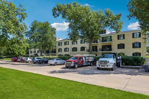 Photo of 150 Thompson DR SE 224 #224, CedarRapids, IA 52403 (MLS # 202605303)
