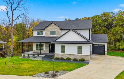 Photo of 1504 Legend Dr, Tiffin, IA 52340 (MLS # 202507272)